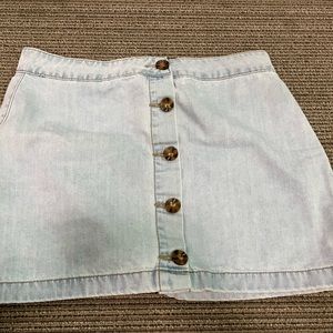 Forever 21 Jean skirt size large, worn once